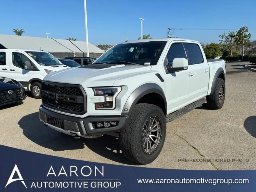 2017 Ford F-150 Raptor photo 1