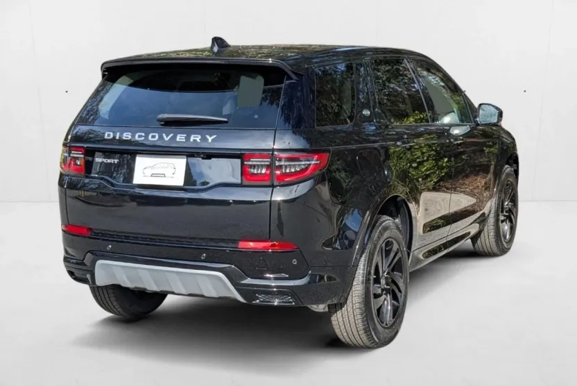 2025 Land Rover Discovery Sport S photo 1