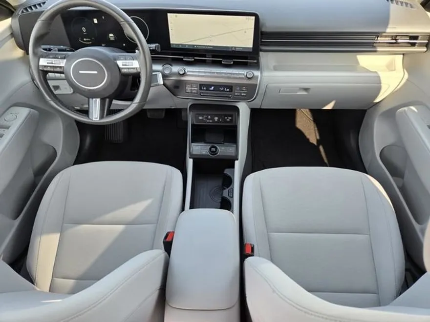 2024 Hyundai Kona SEL photo 1