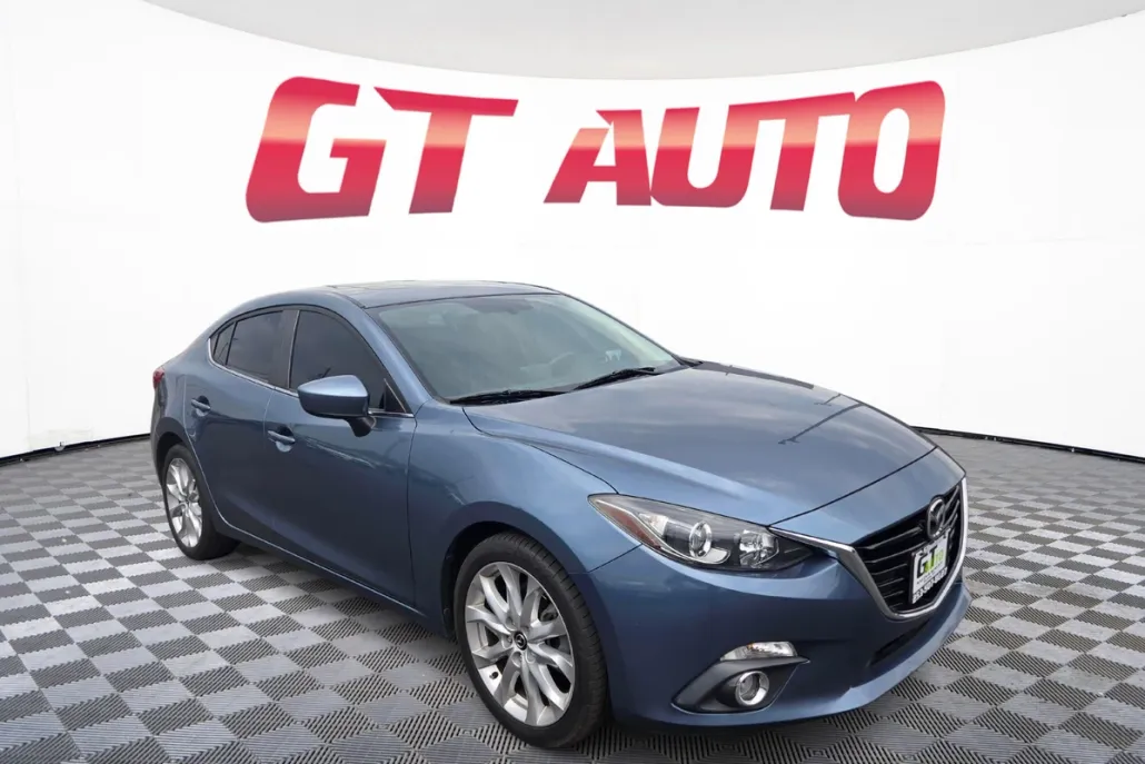 2015 Mazda Mazda3 s Touring photo 1