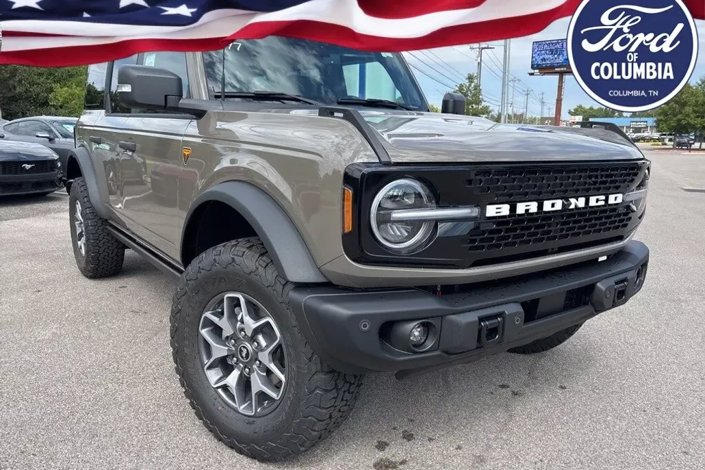 2025 Ford Bronco Badlands photo 1