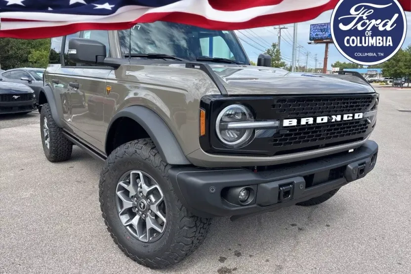 2025 Ford Bronco Badlands photo 1