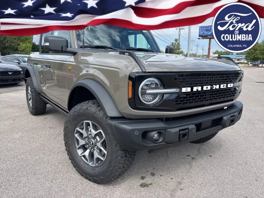 2025 Ford Bronco Badlands photo 1