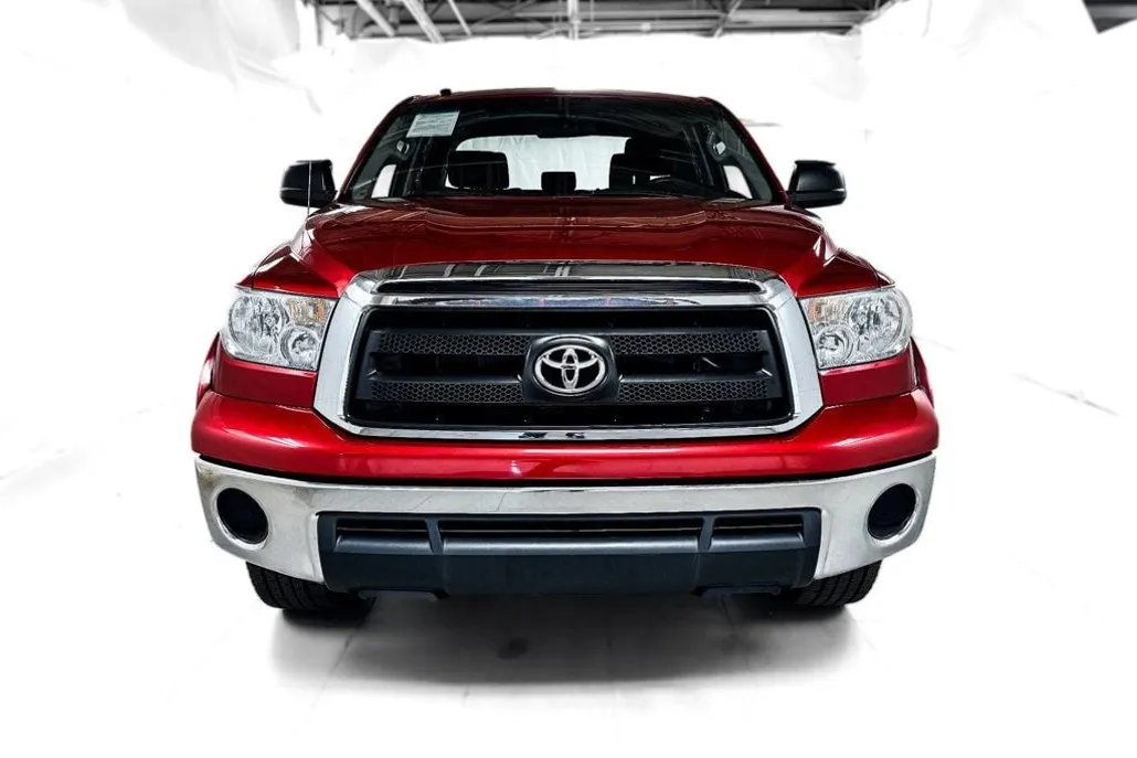 2011 Toyota Tundra Double Cab photo 1