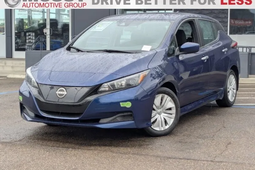 2024 Nissan Leaf S photo 1