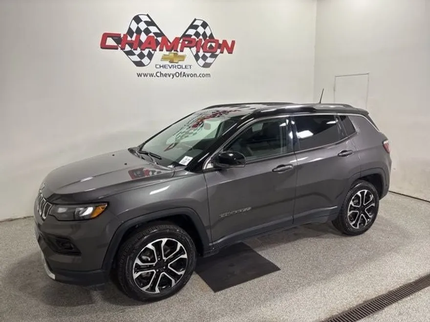 2022 Jeep Compass Limited photo 1