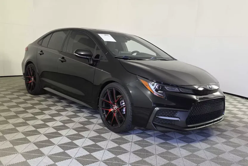 2021 Toyota Corolla SE photo 1