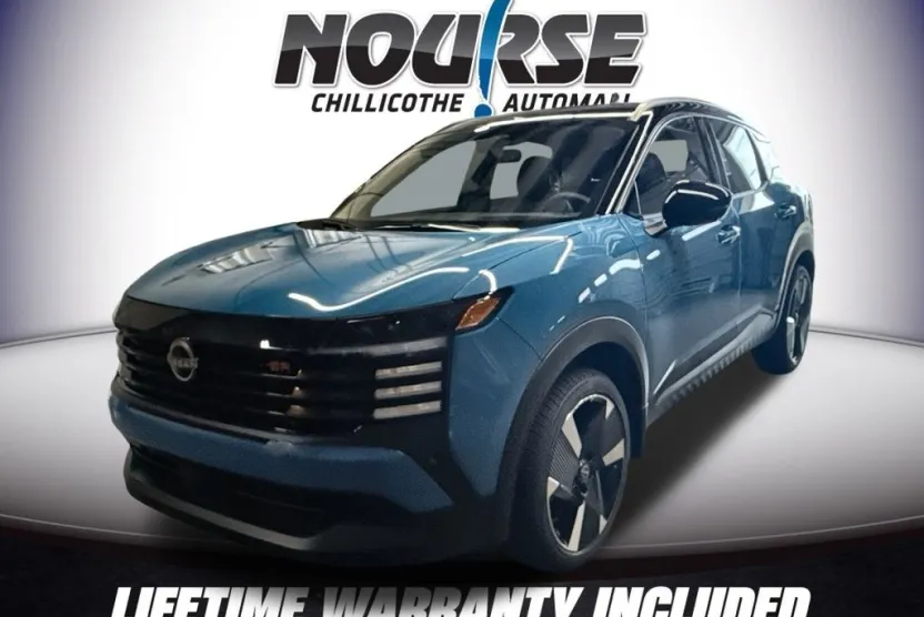 2025 Nissan Kicks SR photo 1