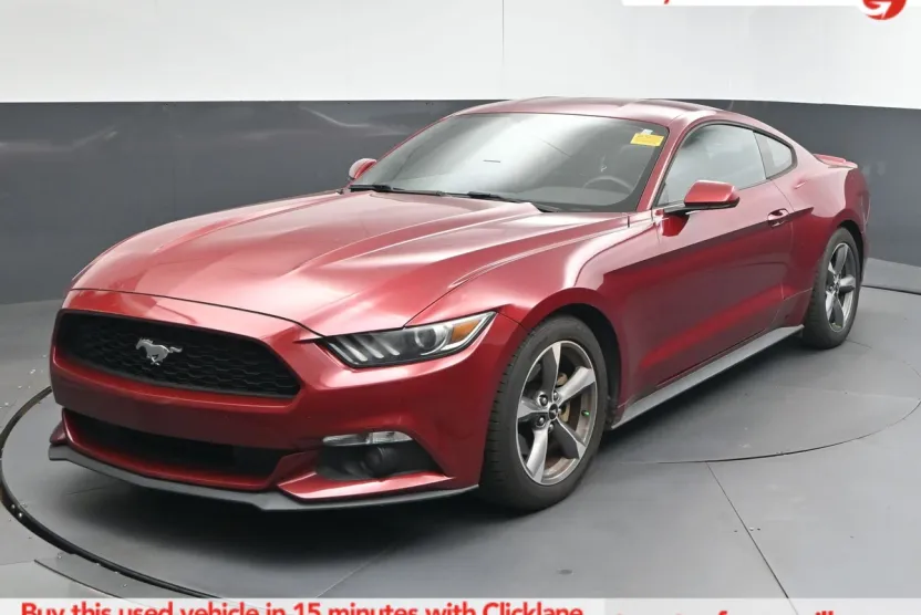 2015 Ford Mustang V6 photo 1