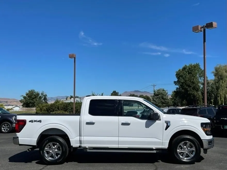 2024 Ford F-150 XLT photo 1