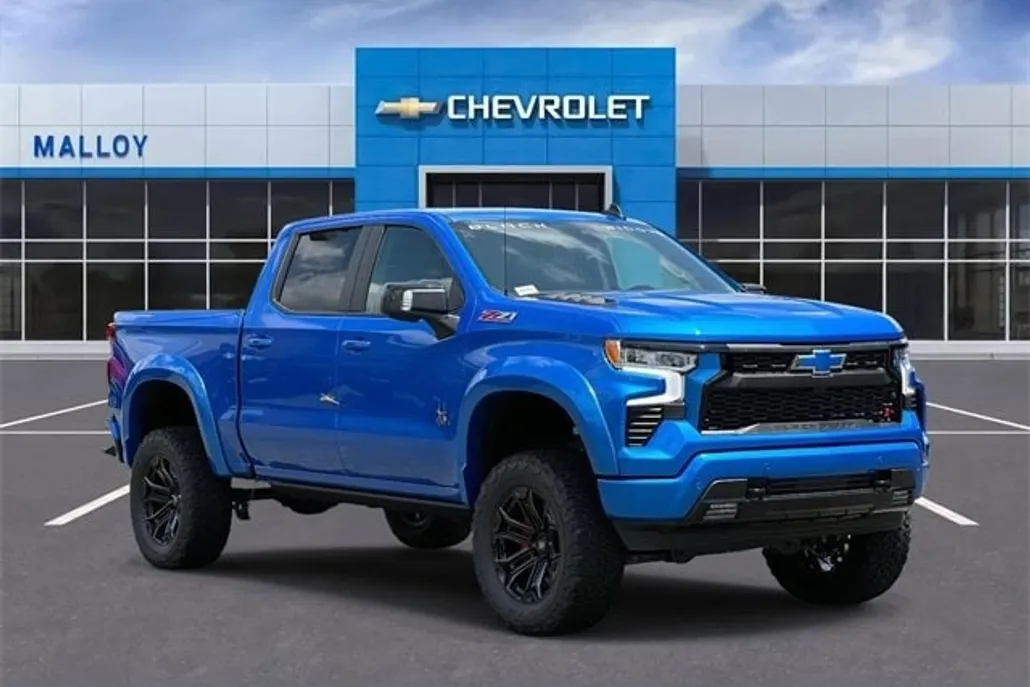 2025 Chevrolet Silverado 1500 RST photo 1