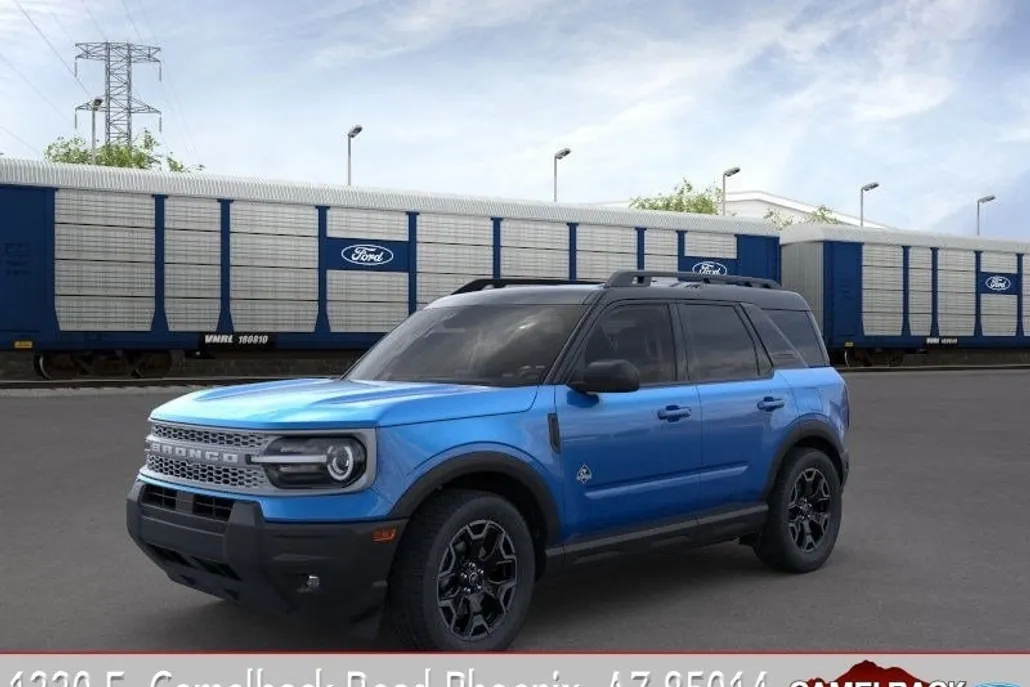 2025 Ford Bronco Sport Outer Banks photo 1
