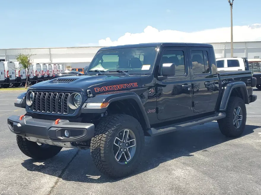 2025 Jeep Gladiator Mojave photo 1