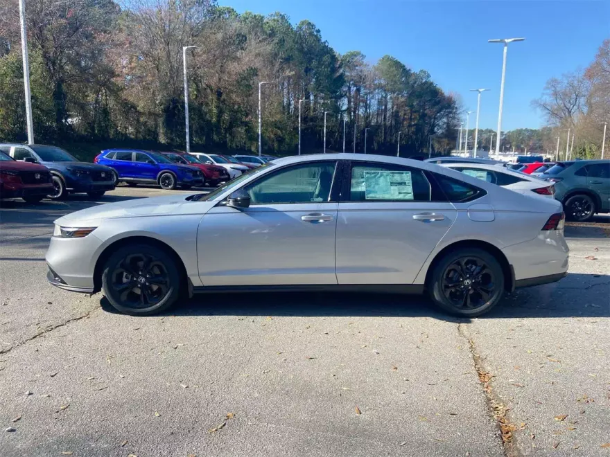 2025 Honda Accord SE photo 1