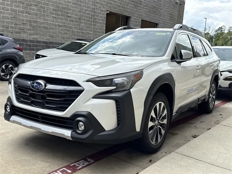 2025 Subaru Outback Touring photo 1