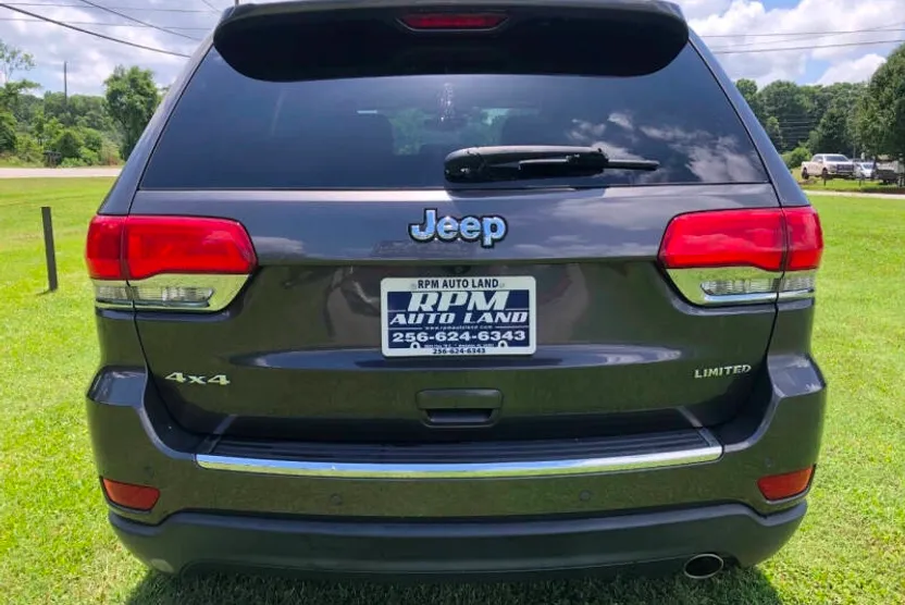 2019 Jeep Grand Cherokee Limited photo 1