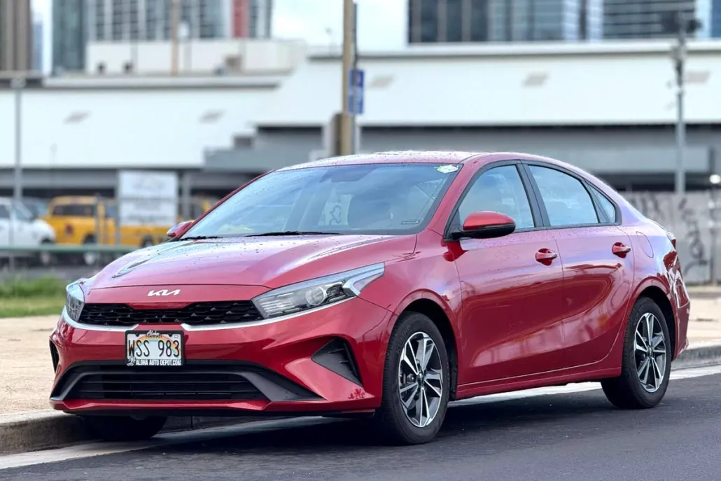 2023 Kia Forte LXS photo 1