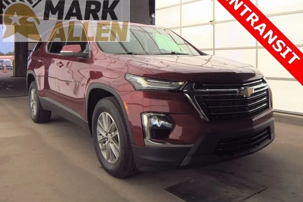 2022 Chevrolet Traverse Leather photo 1
