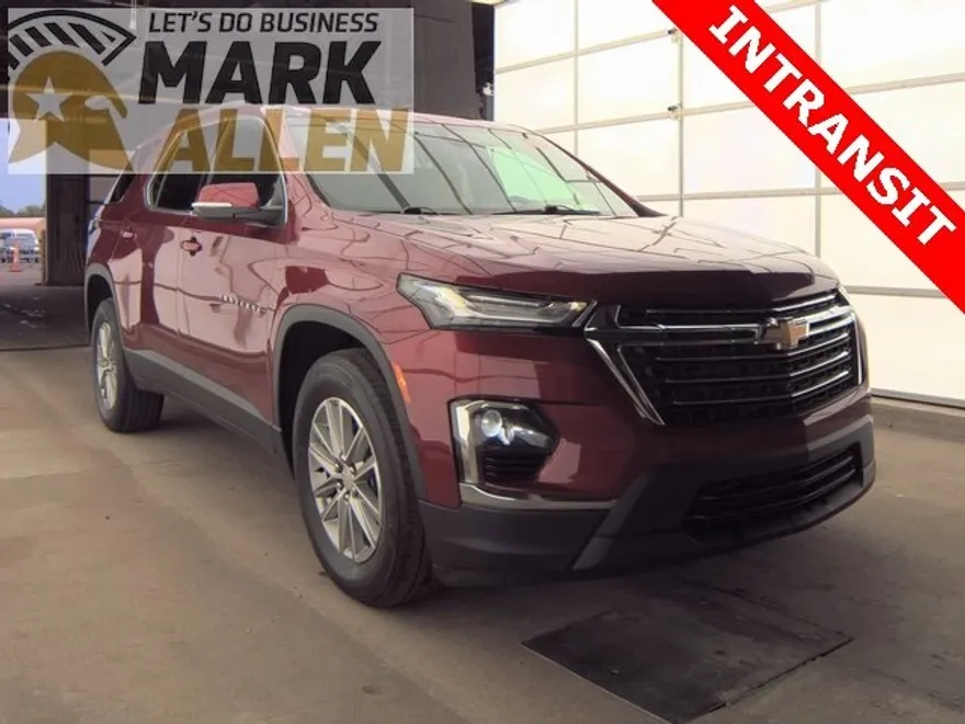 2022 Chevrolet Traverse Leather photo 1