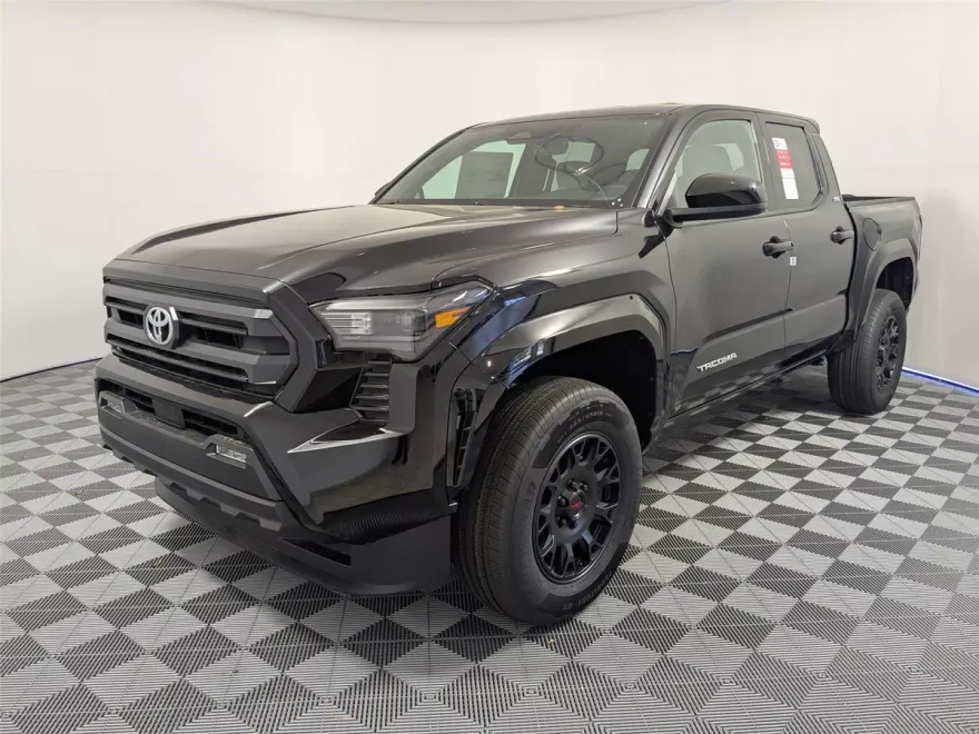 2025 Toyota Tacoma SR5 photo 1