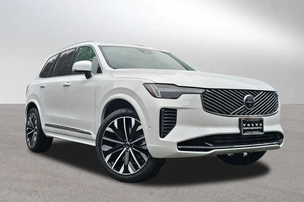 2026 Volvo XC90 Plus photo 1