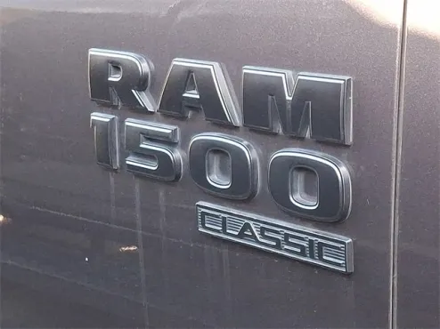 2019 Ram 1500 Classic Warlock photo 4