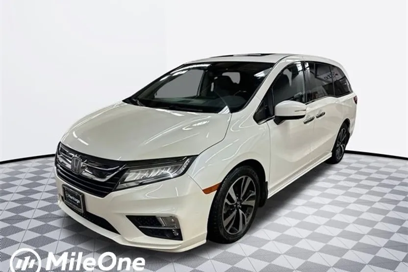 2018 Honda Odyssey Elite photo 1