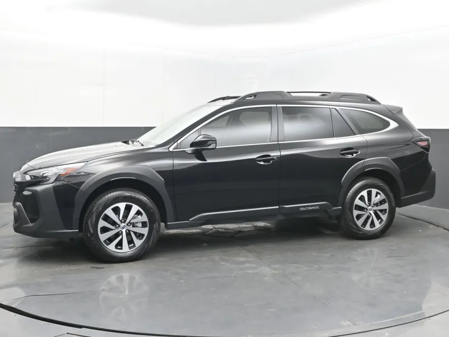 2025 Subaru Outback Premium photo 1