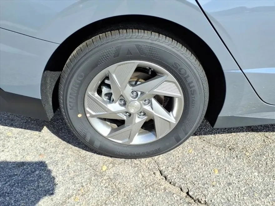 2026 Hyundai Sonata SE photo 1