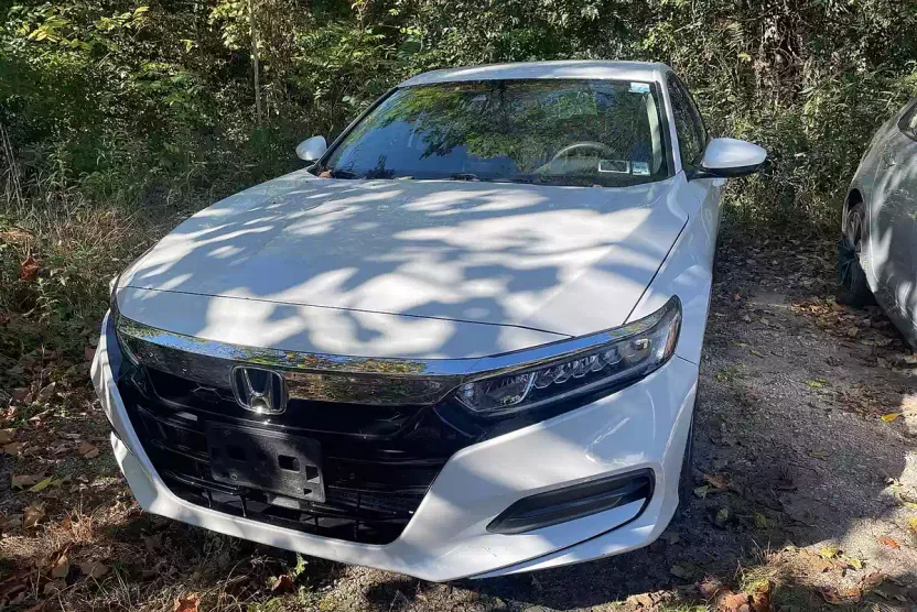 2020 Honda Accord LX photo 1