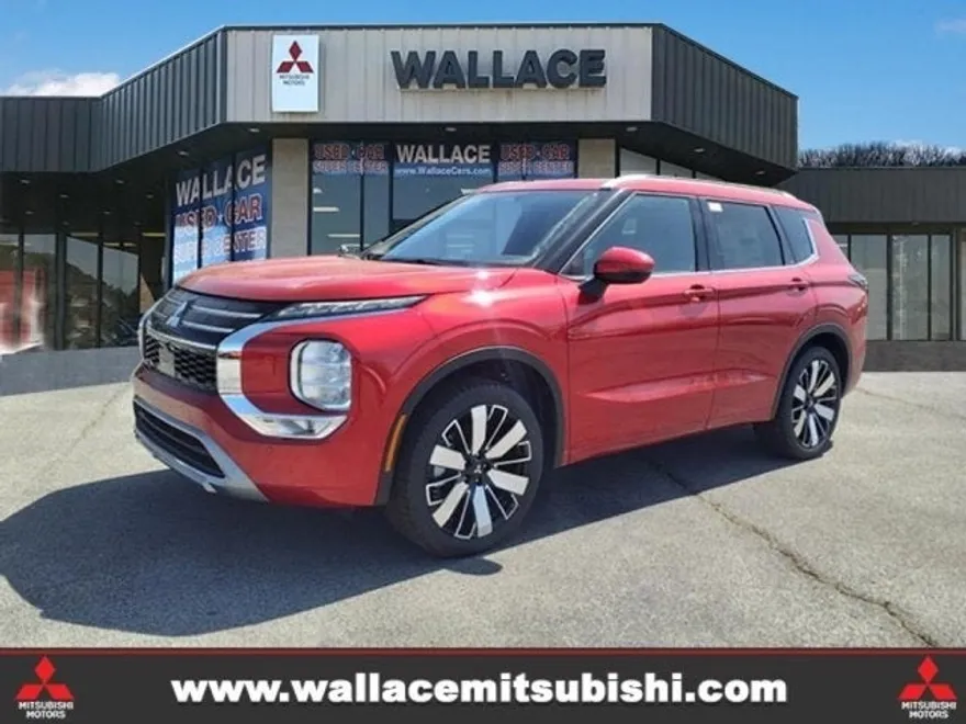 2025 Mitsubishi Outlander SEL photo 1