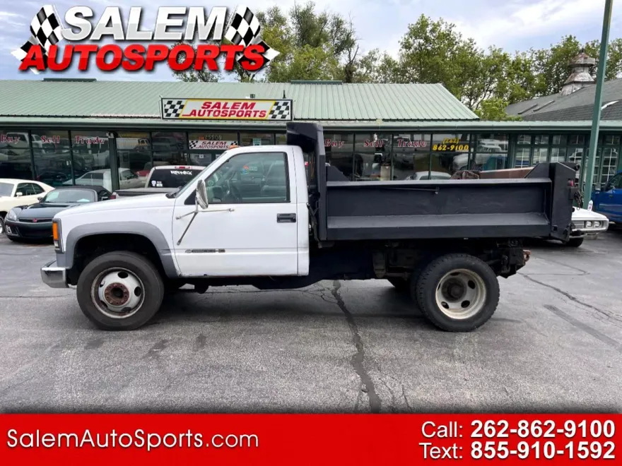 2002 Chevrolet Silverado 3500HD photo 1