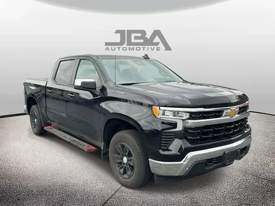 2022 Chevrolet Silverado 1500 LT photo 1
