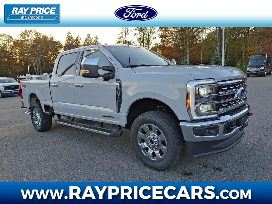 2026 Ford F-250 Lariat Tremor photo 1