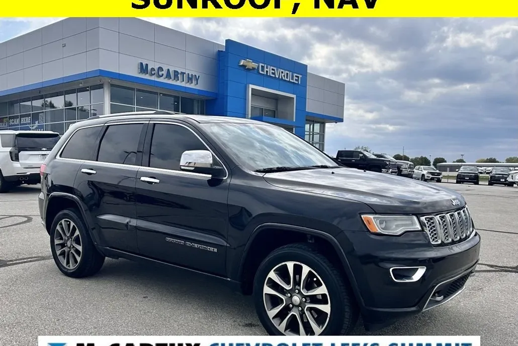 2017 Jeep Grand Cherokee Overland photo 1