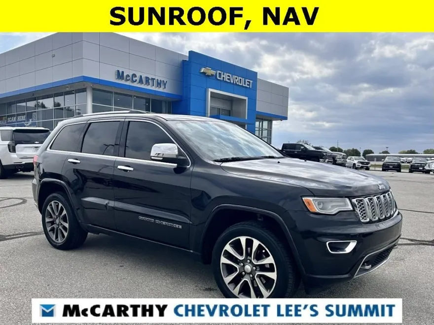 2017 Jeep Grand Cherokee Overland photo 1
