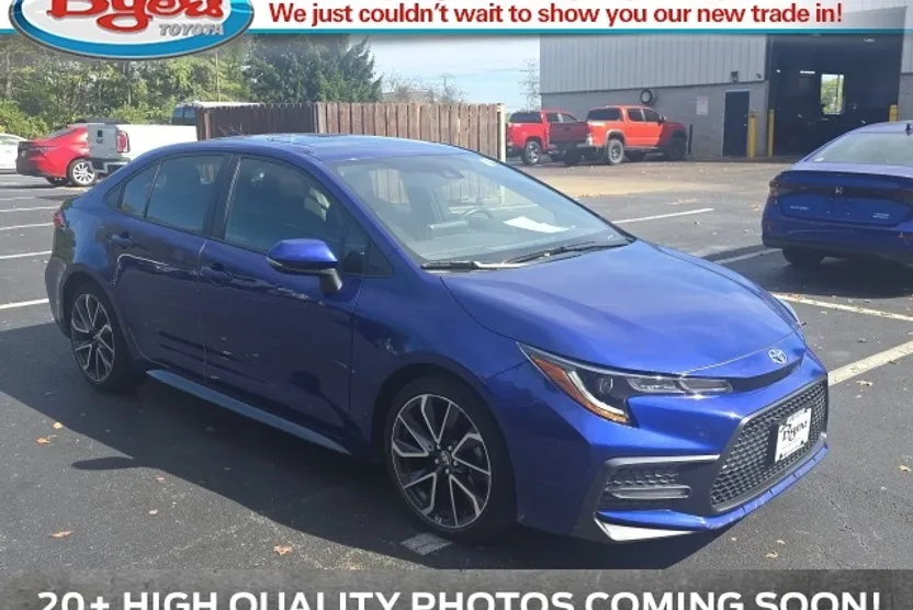 2020 Toyota Corolla SE photo 1