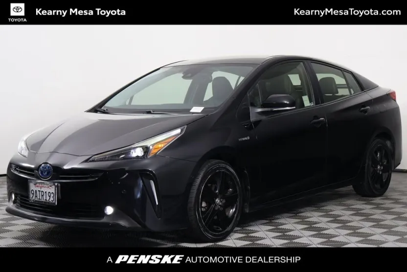 2022 Toyota Prius photo 1