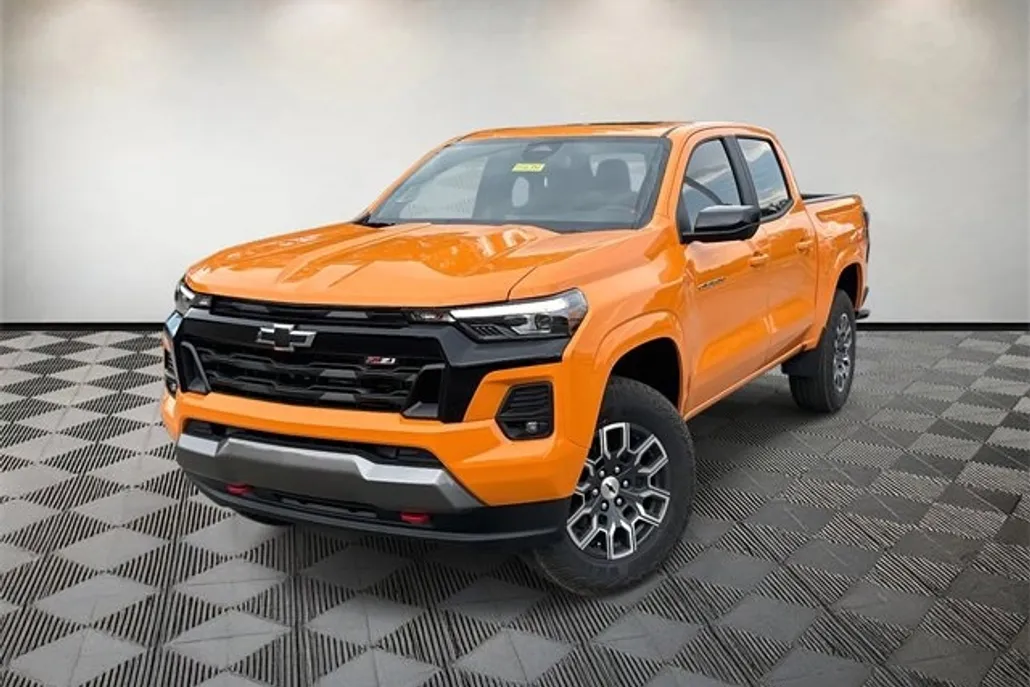 2026 Chevrolet Colorado Z71 photo 1