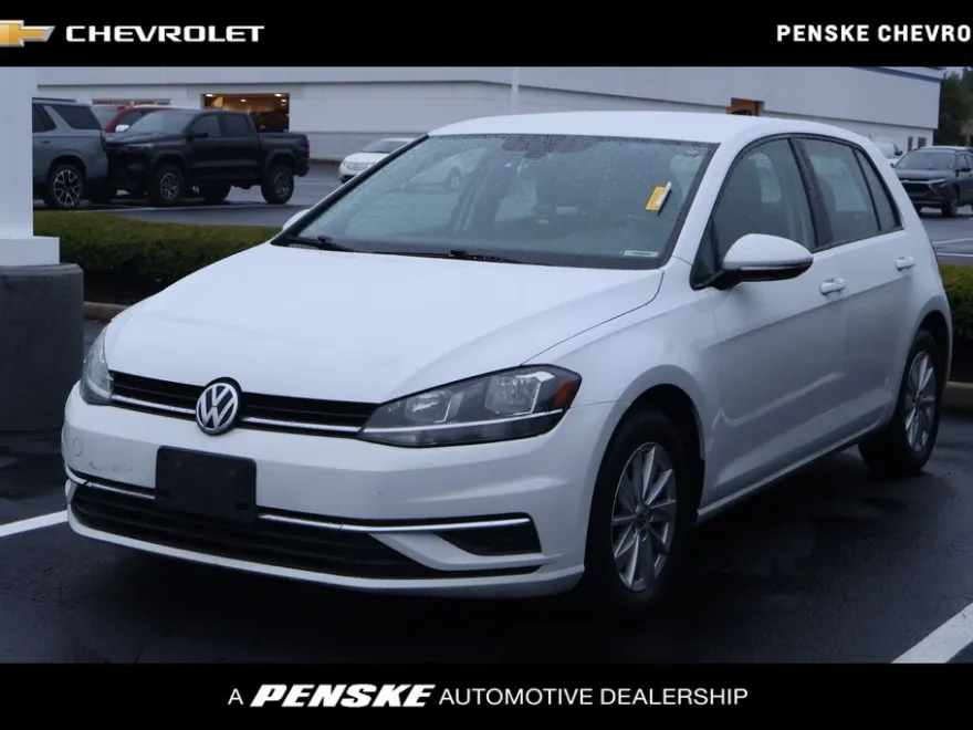 2018 Volkswagen Golf TSI S photo 1