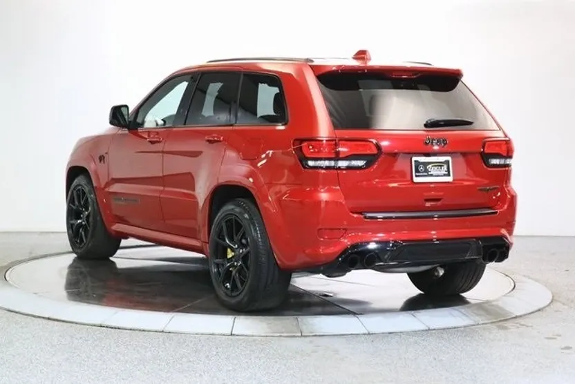 2021 Jeep Grand Cherokee Trackhawk photo 1