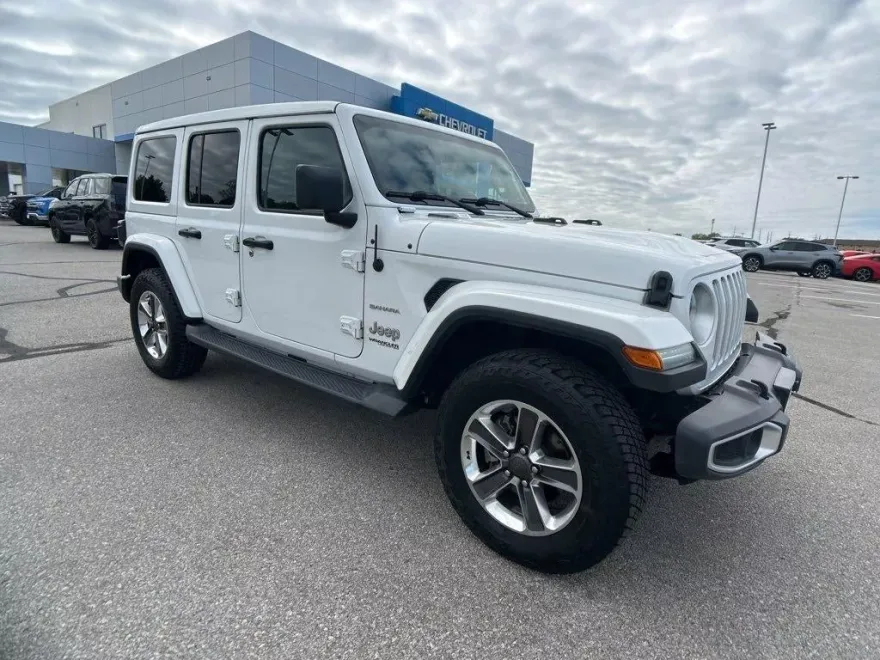 2020 Jeep Wrangler Unlimited Sahara photo 1