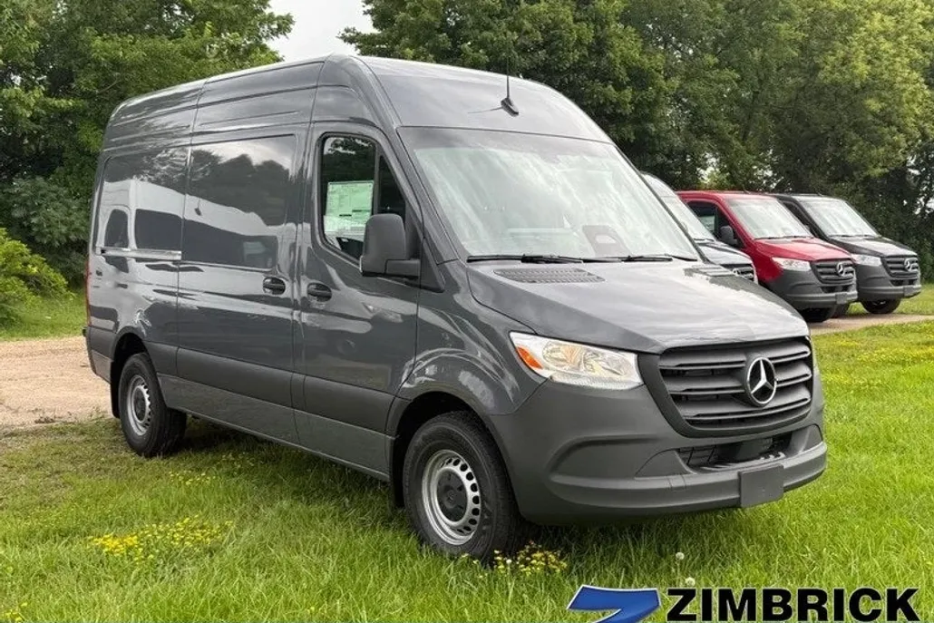 2025 Mercedes Benz Sprinter 2500 144 WB photo 1