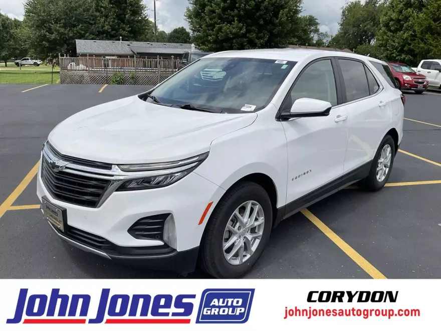 2024 Chevrolet Equinox LT photo 1