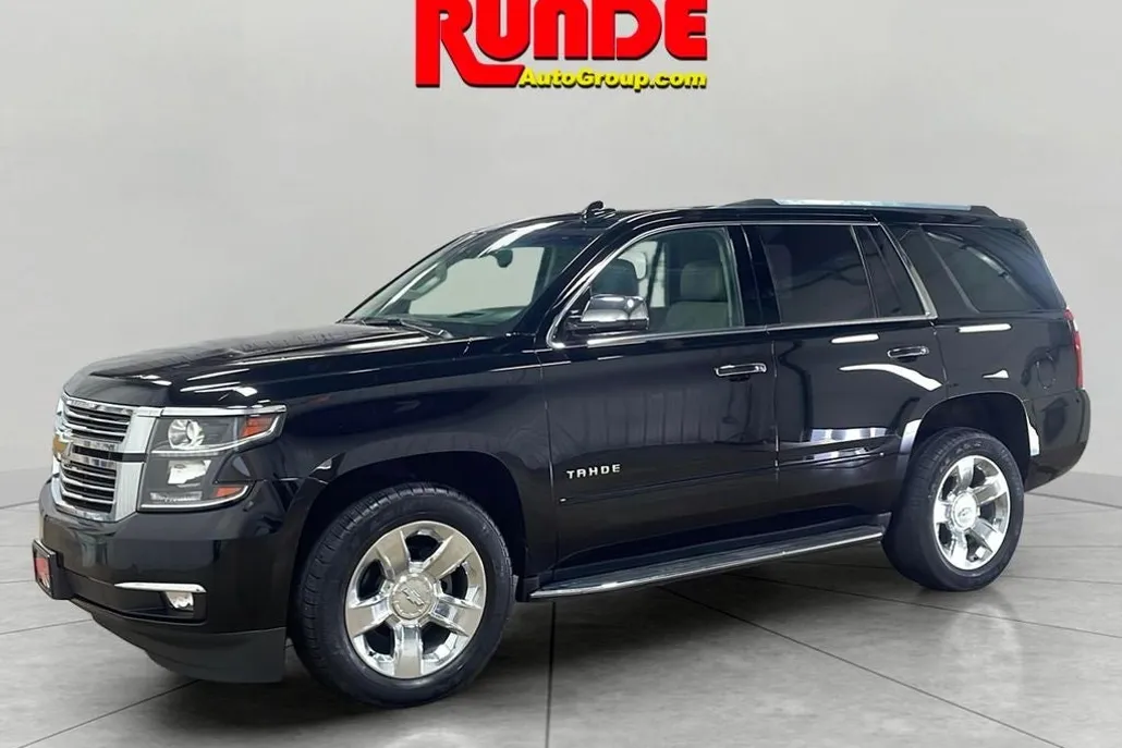 2019 Chevrolet Tahoe Premier photo 1