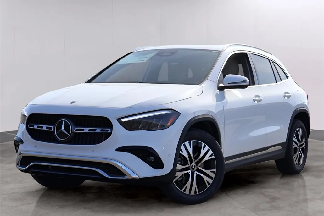 2025 Mercedes Benz GLA 250 4MATIC photo 1