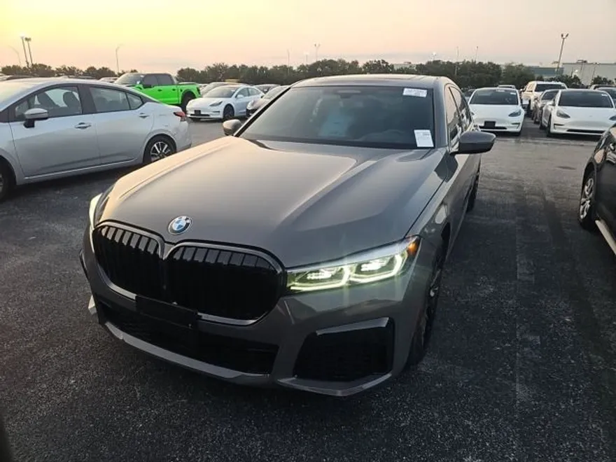 2022 Bmw 750i xDrive Sedan photo 1