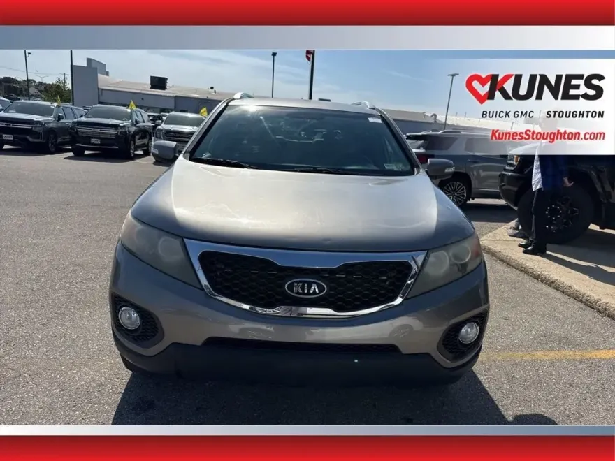 2012 Kia Sorento LX photo 1