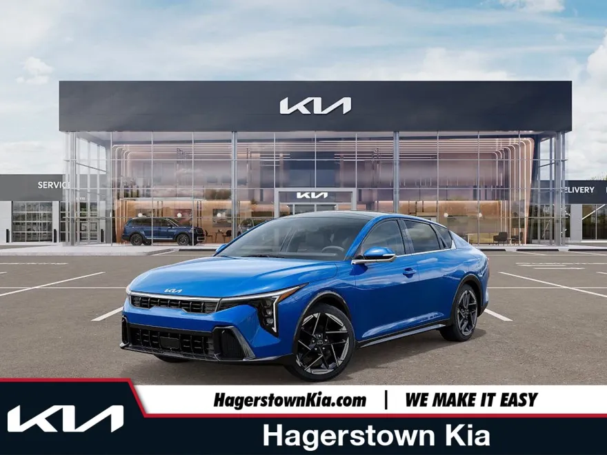 2025 Kia K4 GT-Line photo 1