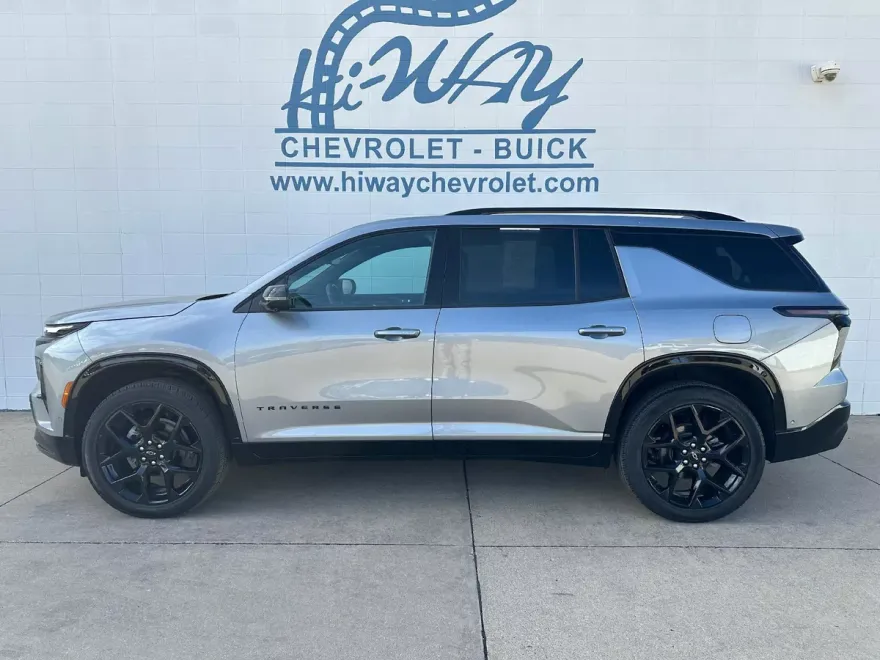 2024 Chevrolet Traverse RS photo 1